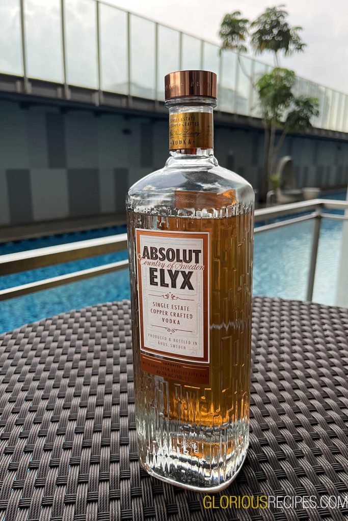 Absolut Elyx for White Tea Shot