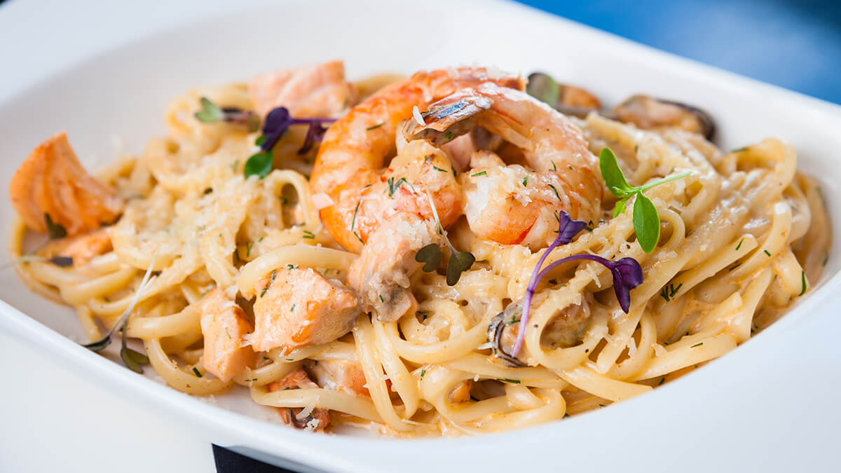 15 Delicious Salmon And Shrimp Recipes