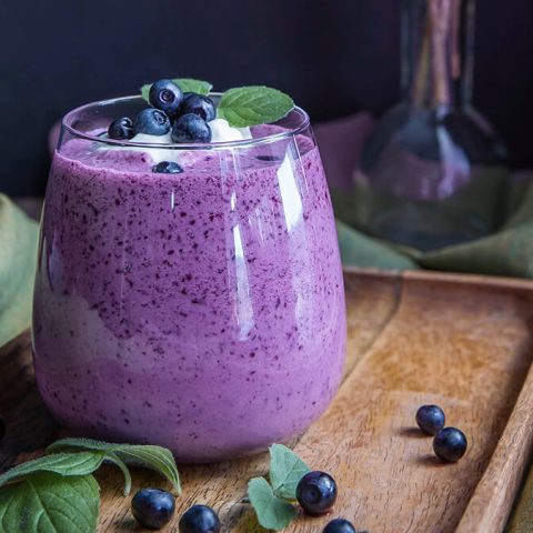 Easy Blueberry Ka'Chava Smoothie