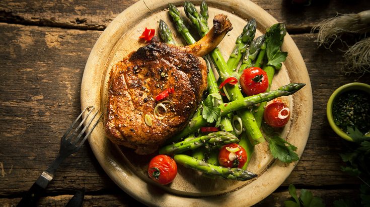 Pan-Seared Veal Chops with Asparagus